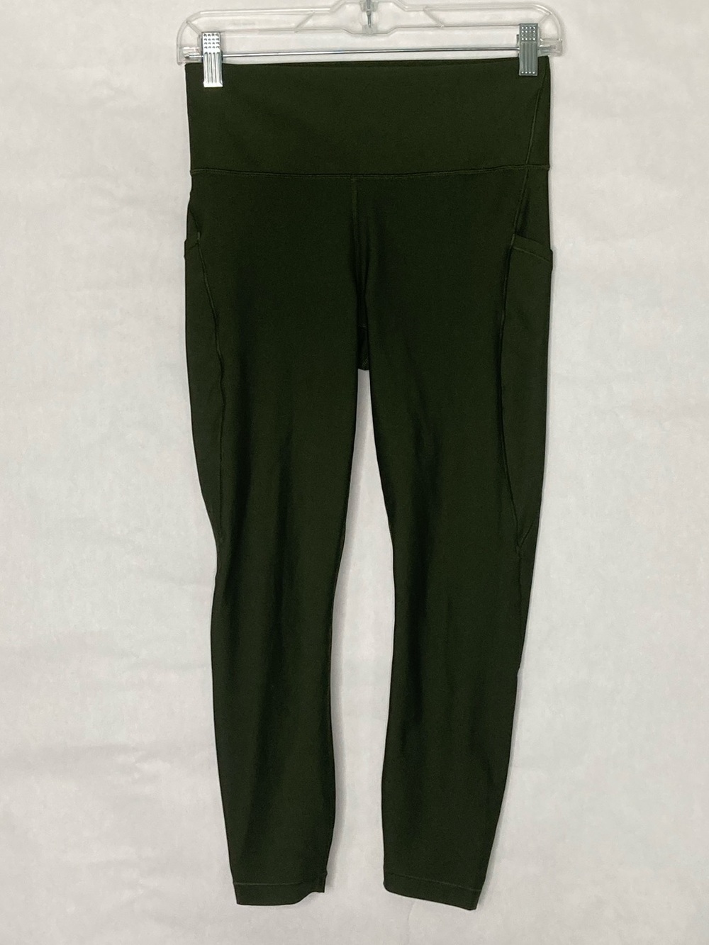 Athleta Leggings Womens Medium Green Interval Stash 7/8 Tight Pockets Athletic